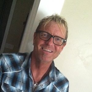 Meet your Posher, Neils